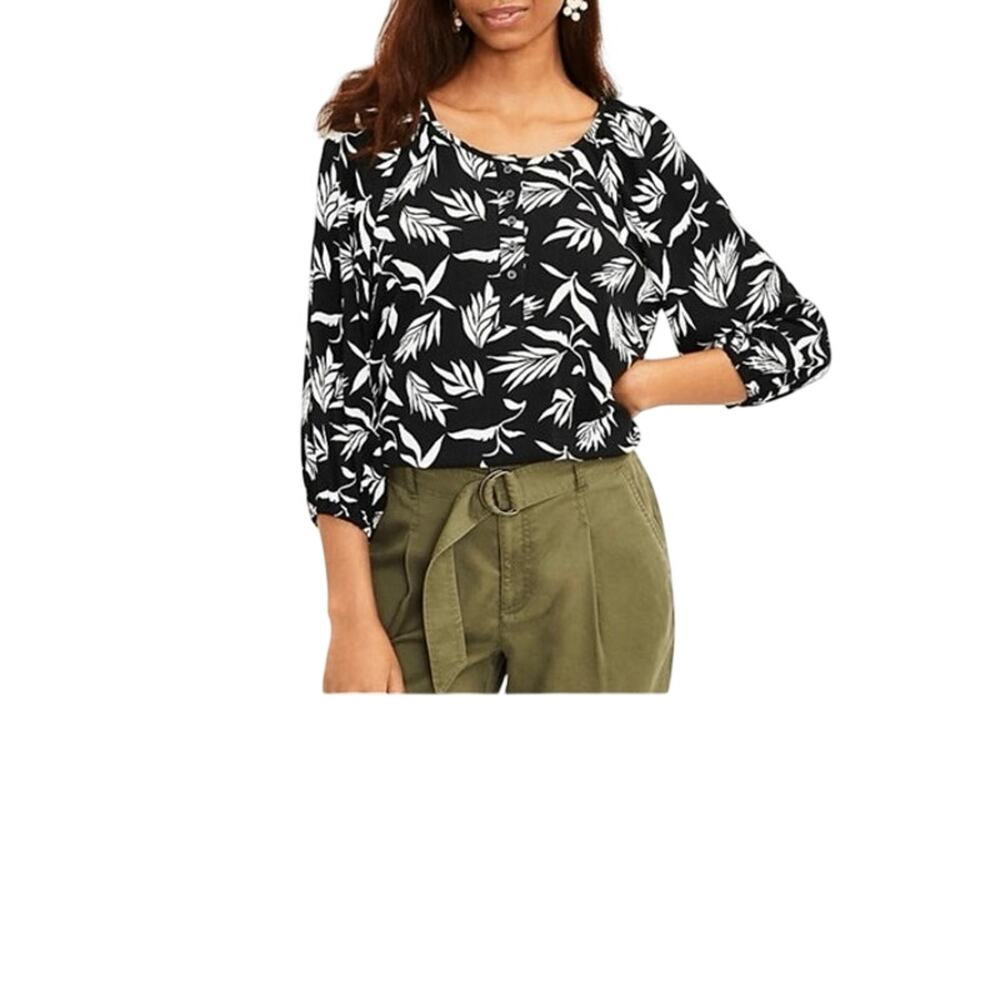 Black and White Leaf Floral Pattern Pleated Shirt Henley Blouse Tropical Office